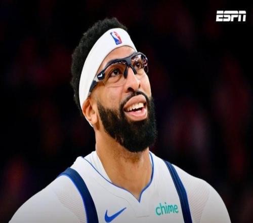 Shams：獨行俠將濃眉等4人交易至奇才，換來4名球員+5個選秀權