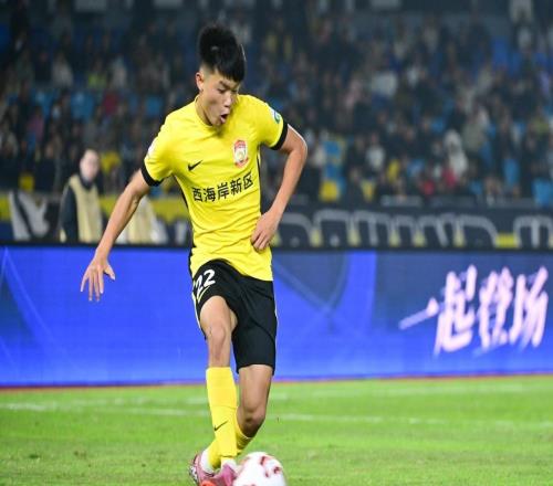 海港兩官宣！后防換血，亞洲杯亞軍核心到位，港澳臺后衛離隊