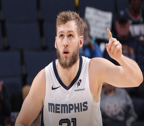 Shams：老鷹以現金方式從爵士交易得到中鋒蘭代爾