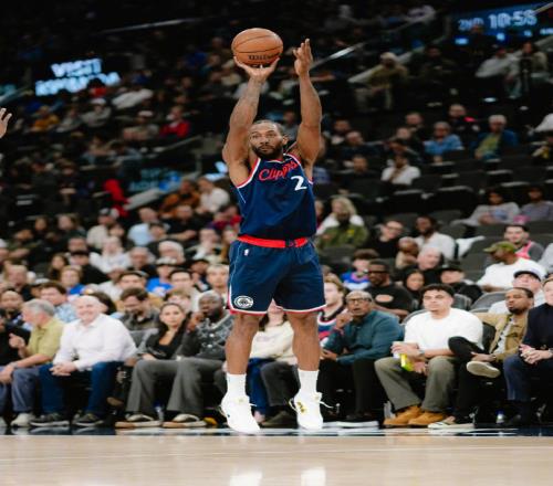 快船交易哈登首戰狂輸33分：小卡連續29場20+創紀錄暫緩北伐