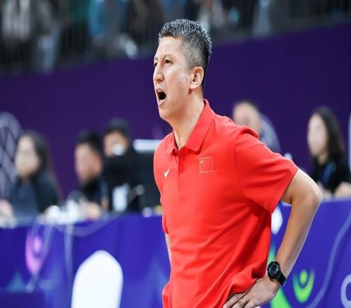 26歲龐崢麟首度入選集訓(xùn)隊(duì)！媒體人盼進(jìn)最終12人名單21天見(jiàn)真章