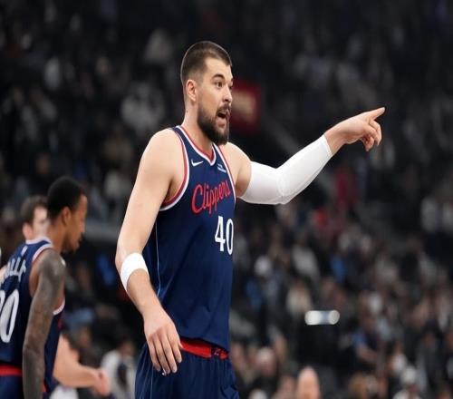 吃下祖巴茨沒有問題，問題是步行者為什么要送給快船這么多籌碼