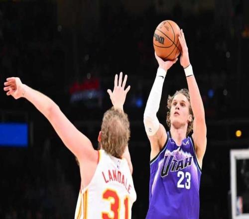 沃克1.6秒準絕殺老鷹雙殺爵士杰倫22+16+15第10次三雙聯盟第二