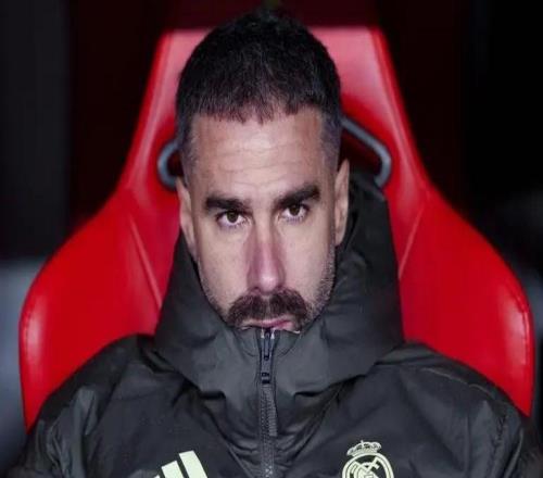 TA：卡瓦哈爾希望留在皇馬，正在等待俱樂部方面的正式溝通