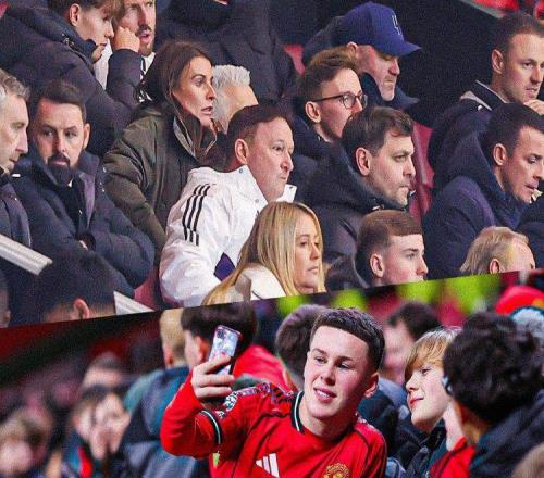 曼聯開年薪5萬新合同，小魯尼無意模仿父親！卡里克之子亦獲續約