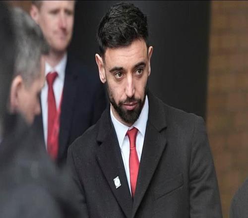 悼念，卡里克、B費和球迷一起參加慕尼黑空難68周年紀念儀式