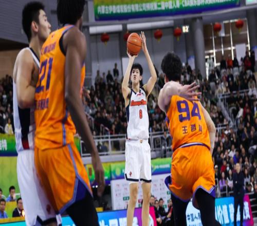 上半場獨砍10分，下半場卻幾乎被DNP，球迷：你也指著杜鋒罵一次