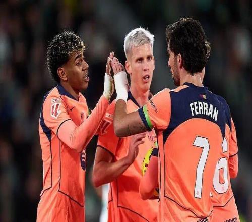 今晚打響！西甲大戲：巴薩戰(zhàn)馬略卡亞馬爾拉什福德雙槍出擊