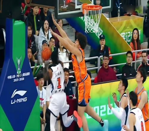 3天2勝廣東！CBA杯第2支4強，奎因37分14籃板，薩林杰惹怒球迷！