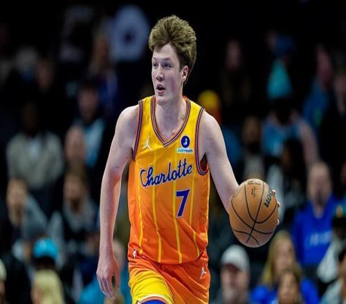 成熟度太高了！黃蜂四號秀繼續穩定輸出輕松打爆了火箭的防線