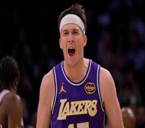 湖人隊里夫斯帶隊大勝76人隊的數據，堪比詹姆斯、庫里和杜蘭特