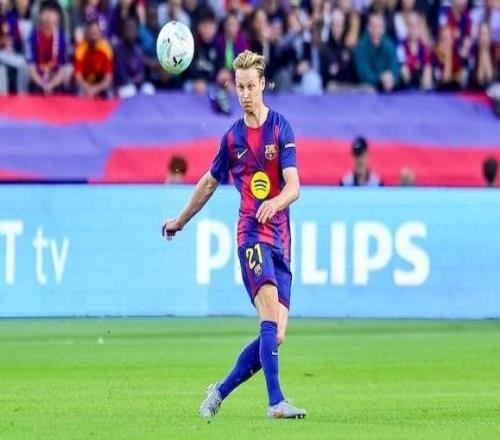 跟隊：德容腹股溝不適請求休息，不過沒什么大礙能出戰(zhàn)馬競