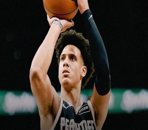 水貨狀元爆發(fā)鷹王31+9+8難救主，超級新秀6記三分，黃蜂擒鷹9連勝