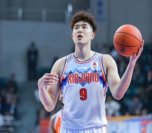 遺憾！新疆隊2米11內線悍將重傷，提前賽季報銷