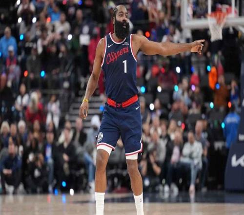 詹姆斯哈登交易后的首秀嗎騎士隊對陣國王隊的傷病報告