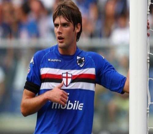 就風光那么幾年，22歲加盟國米，23歲國家隊首秀，24歲加盟米蘭