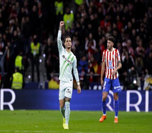 為05雪恥！25歲曼聯棄將轟世界波，率隊復仇馬競，賽季已造18球