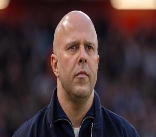 輸比賽不輸發布會斯洛特又把問題算在裁判頭上了