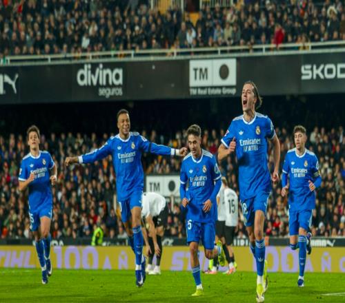 20！邊衛(wèi)一條龍神鋒23輪23球13.5億豪門聯(lián)賽7連勝前二只差1分