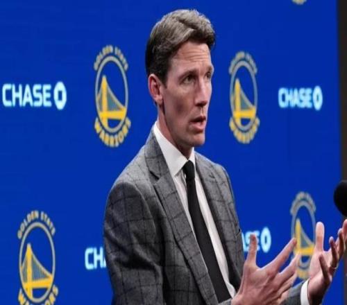 勇士仍未放棄庫里時(shí)代鄧?yán)S堅(jiān)稱目標(biāo)是贏在當(dāng)下