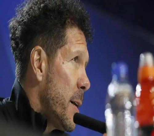 德尼爾森看好西蒙尼成為弗格森，紅魔的環境誤導了安東尼