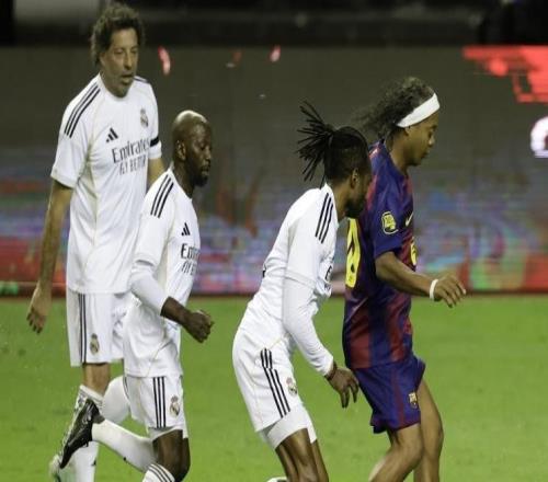 世體：皇馬傳奇隊表演賽20戰勝巴薩傳奇，古蒂打入任意球