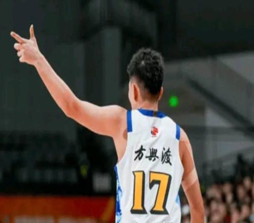 媒體人：孫銘徽遭遇距腓前韌帶撕裂，將休戰數月