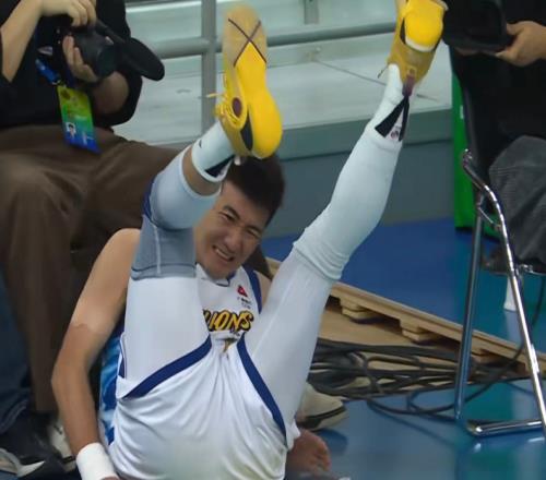 孫銘徽傷情出爐：遭遇距腓前韌帶撕裂恐傷停23個月影響衛冕