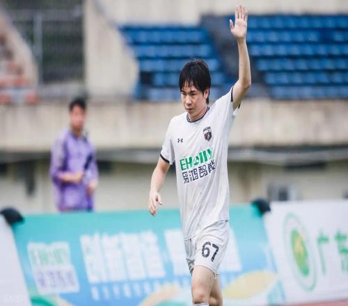 07國(guó)青或迎來(lái)久違強(qiáng)援助陣，天賦不比王鈺棟差，未來(lái)有望挑大梁