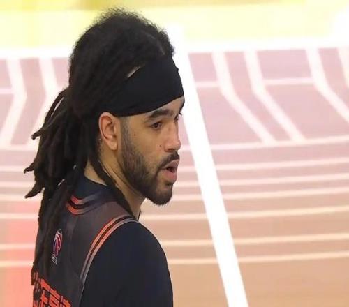 山東大勝廣廈凸顯兩點：瓊斯讓克里斯感到危機，于德豪不能再用了