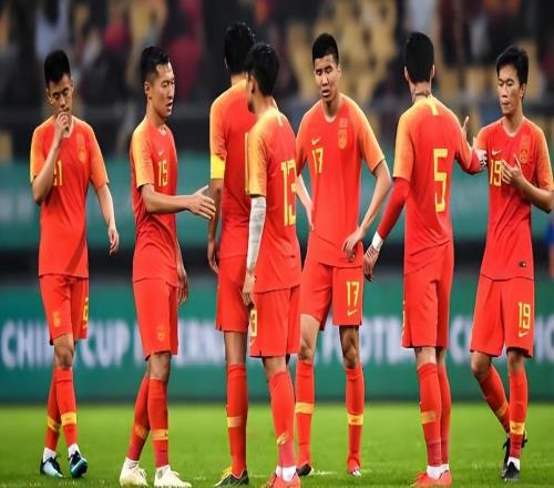 喜訊！國足第二期名單中鋒黑馬人選預測，大連英博新星入選無懸念