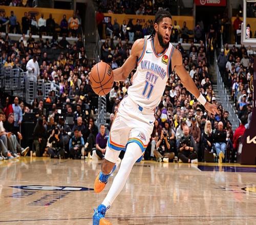 湖人根本防不??！雷霆超級投手依然是聯盟最優秀的三分投手之一