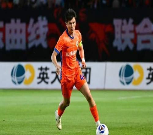 泰山1天宣1個(gè)，陳澤仕續(xù)約5年下個(gè)該輪到依木蘭了圍繞4新星建隊(duì)