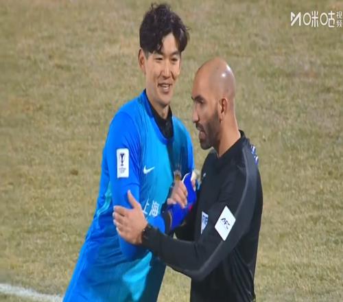 提前1輪備戰(zhàn)下賽季亞冠！中超冠軍3平4負(fù)，賽后：顏駿凌笑開顏