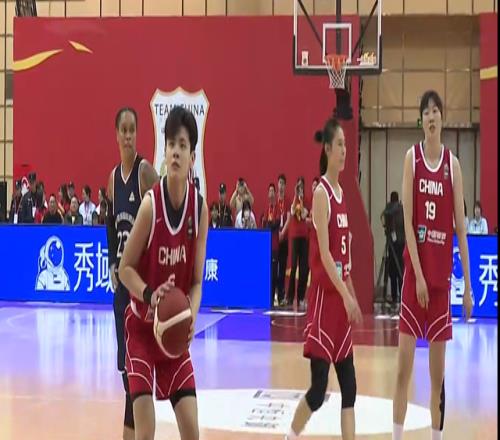 楊舒予14分，王思雨8分，張子宇11分！中國女籃大勝國際聯(lián)隊45分