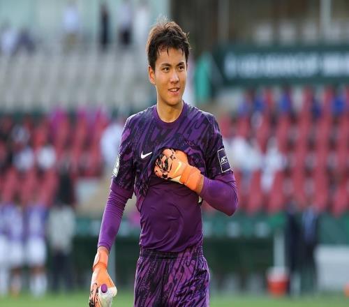 李昊回應留洋：先在中超發揮出自己該有的水平，現在出去也沒球踢，我之前在外面待過，知道外面的競爭環境