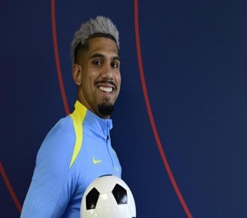 阿勞霍：我沒(méi)想過(guò)不再踢球，很意外其他聯(lián)賽的球員也支持我