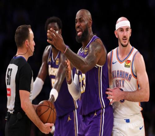 從24勝1負，到17勝12負，逐漸暴露短板！聯盟霸主慢慢成為NBA反派