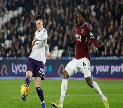 謝什科絕平曼聯11守住前四！卡里克明顯犯錯，真正考驗已經到來