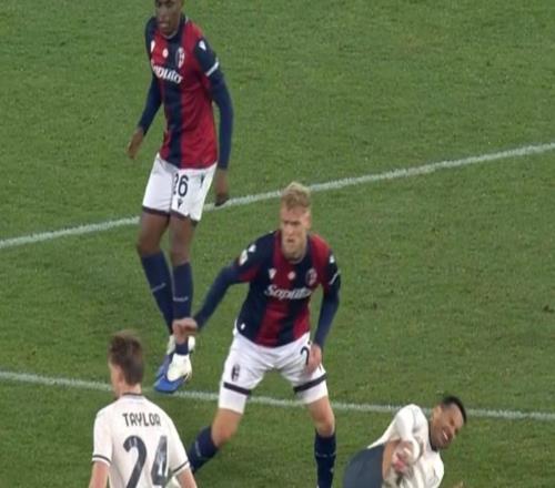 疼痛難忍，拉齊奧老將佩德羅因傷下場(chǎng)后淚灑賽場(chǎng)