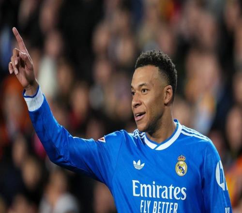 記者：姆巴佩連續(xù)兩天缺席皇馬合練，能否出戰(zhàn)皇家社會存疑