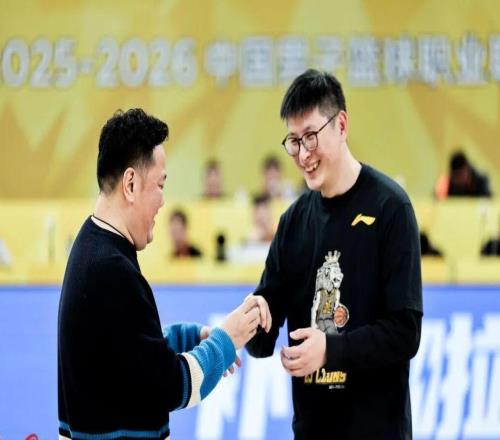 這一枚特殊的總冠軍戒指，因你們而閃耀！