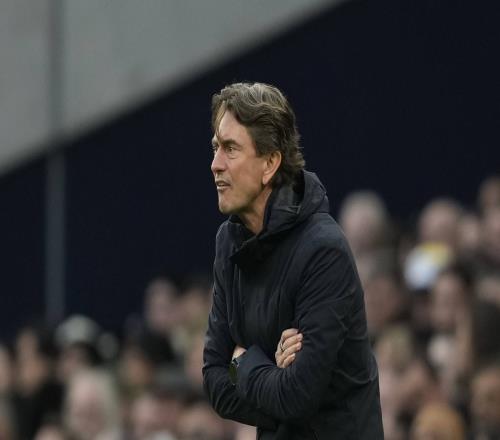 英媒揭秘?zé)岽虄?nèi)情弗蘭克下課信號(hào)早已顯現(xiàn)_英超直播