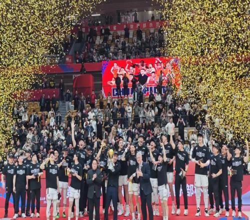 杯賽之王！上海久事成功衛(wèi)冕CBA俱樂部杯冠軍