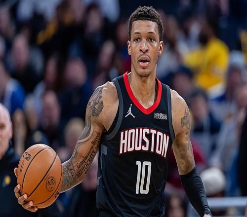 第一節就拿下9分，結果火箭鋒線新星在后三節加起來只得到了4分