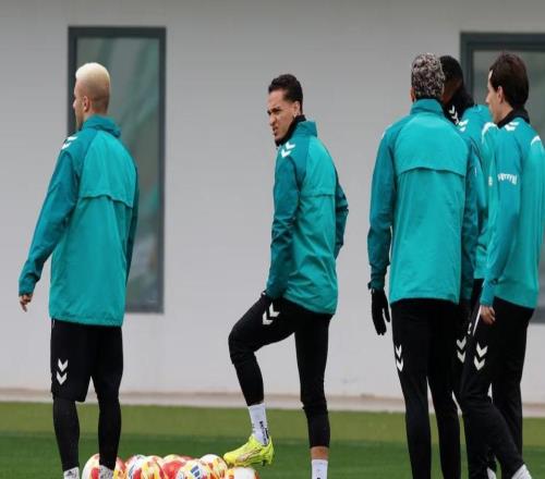 安東尼：12月末以來(lái)我一直帶傷比賽，但我不會(huì)把它當(dāng)成借口