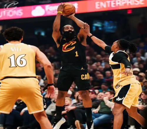 狂轟15連勝！騎士三殺奇才，哈登6失誤，奇兵9記三分創(chuàng)NBA第2神跡