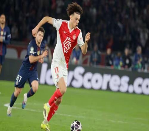 巴黎圣日耳曼苦戰戰平摩納哥總比分5比4驚險挺進歐冠16強