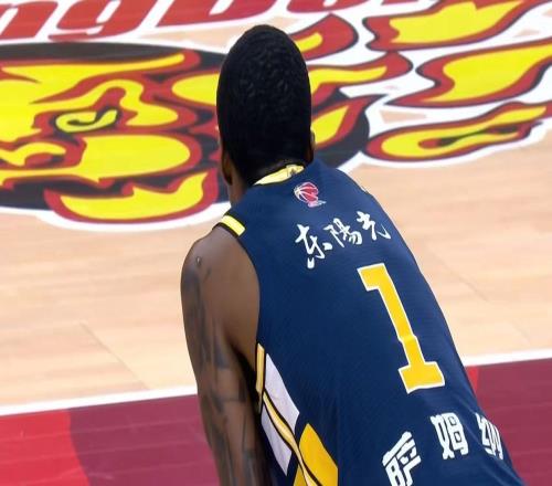 2米08身高+頂級護框！廣東最適合的大外援曝光，朱芳雨要出手了