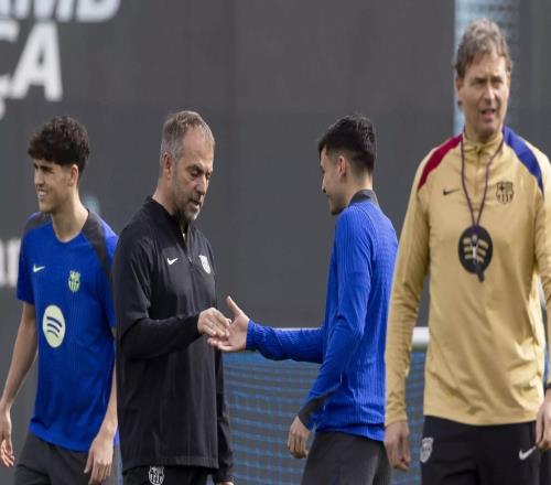 每體：弗里克推高額罰款整頓紀(jì)律，巴薩全隊(duì)無(wú)人再敢遲到一秒